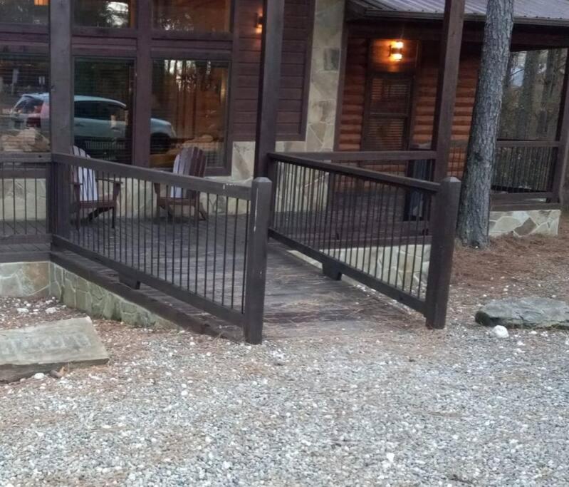 Iron Horse Lodge Sleeps 18, Games, Fire Pit, Hot Tub, Ev, More Broken Bow Exterior photo